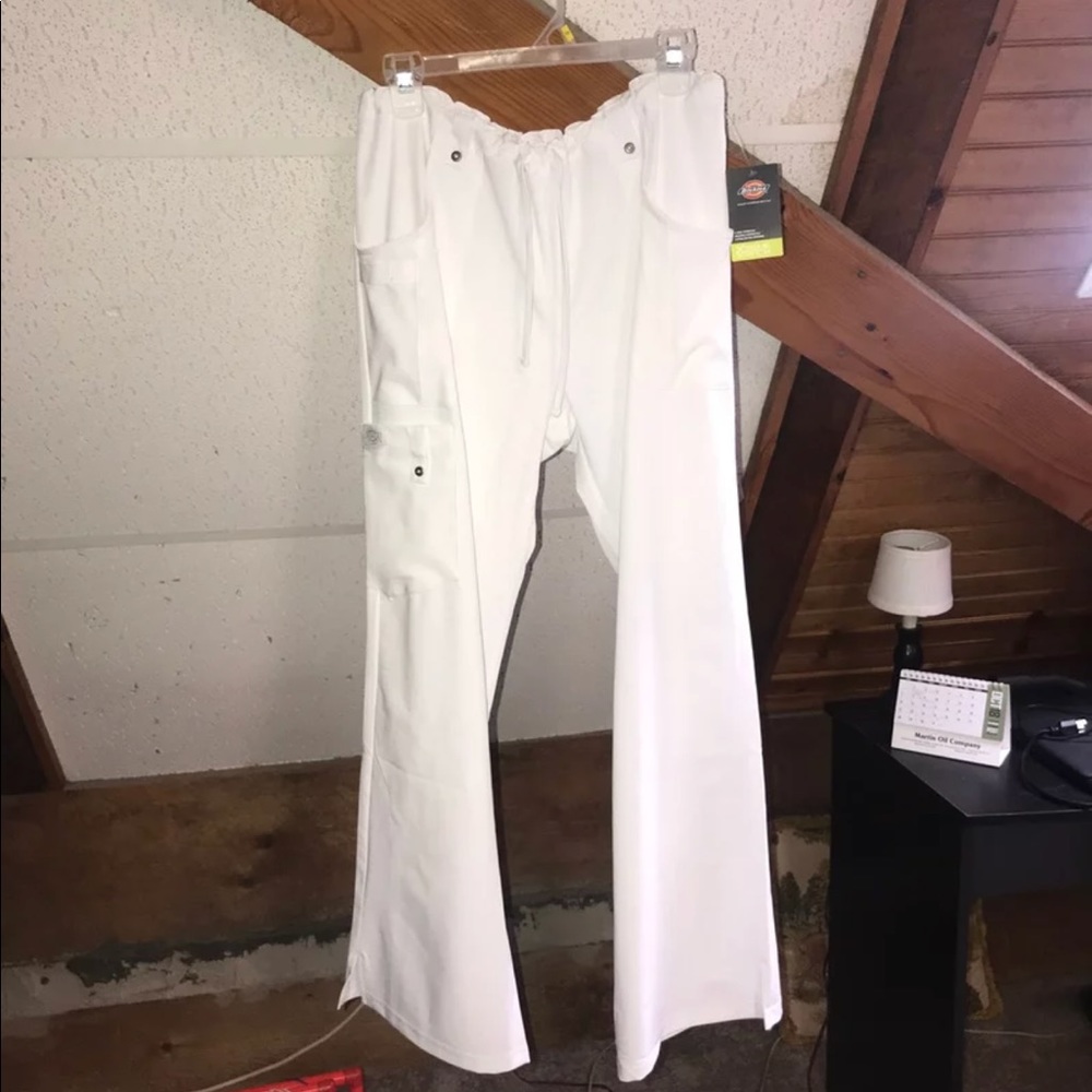 Dickies Scrubs